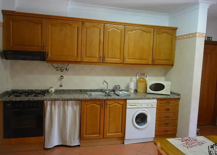 Holidays- T1 에리세이라