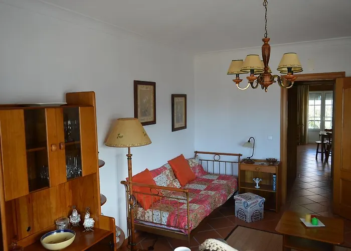 아파트 Holidays- T1