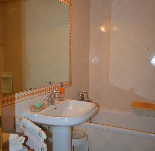 Holidays- T1 에리세이라