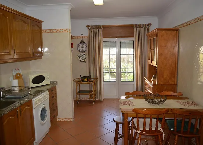 Holidays- T1 아파트 *